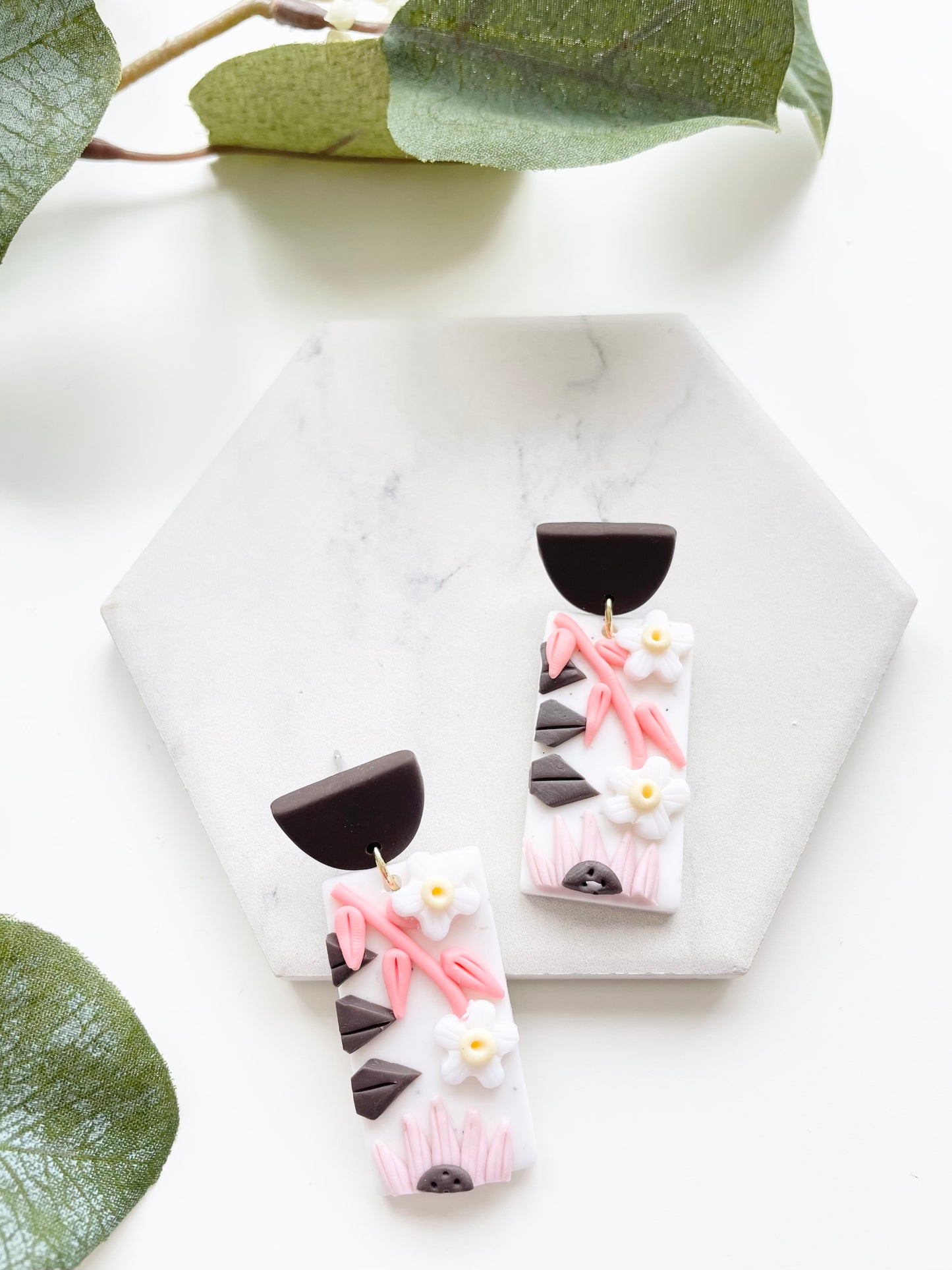 Dangle Earrings with Spring Flowers