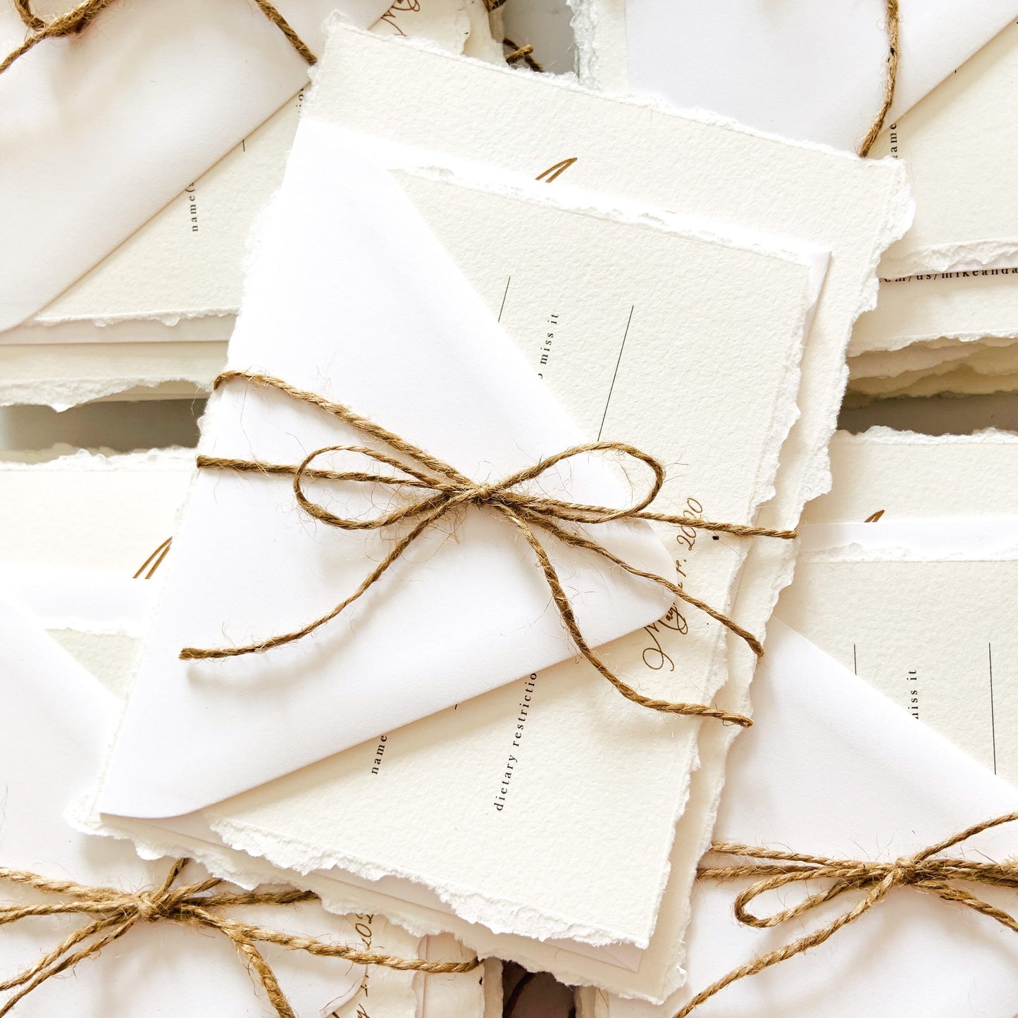 Rustic Wedding Invitations - Set of 25 - The Perfect Day Designs